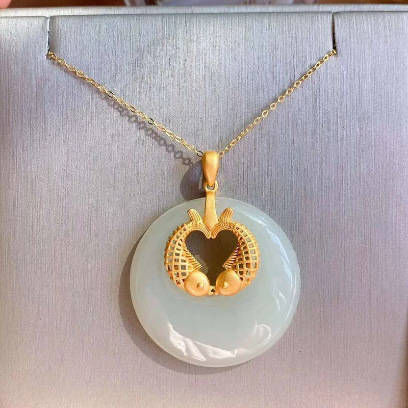 Nova Prata Incrustada Natural Hetian de Jade Branca Peixes Com Pingente Chinês Única de Areia de ouro de artesanato das mulheres da marca de jóias