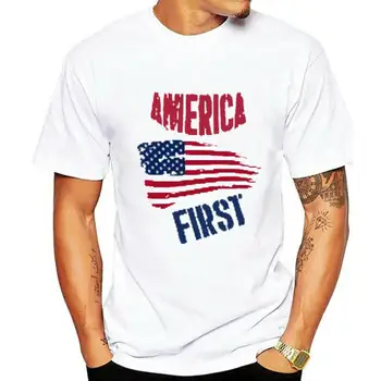 A américa Primeiro Acenando com a Bandeira dos EUA da T-Shirt
