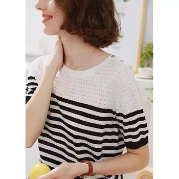 Gelo Stripe T-shirt das Mulheres T-Shirt de Manga Curta 2023 Verão Nova Solto coreano Fino recorte Inferior Camisa