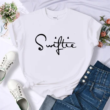 Swiftie Retro Y2K Tshirt Mulheres de Verão Respirável Top de Cultura Hip Hop Casual Esporte Tee Roupa de Suor Frio Macio T-Shirt das Mulheres